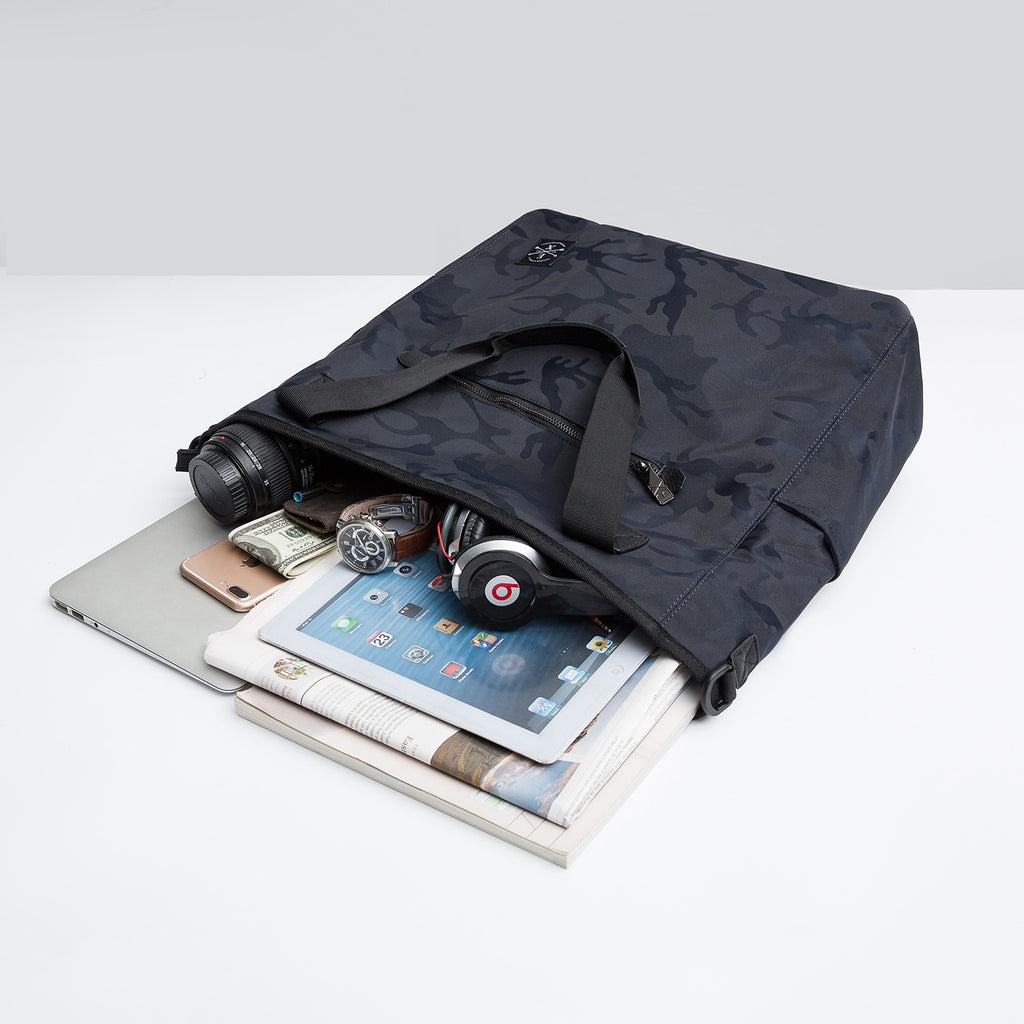 Mens camo tote bag clearance